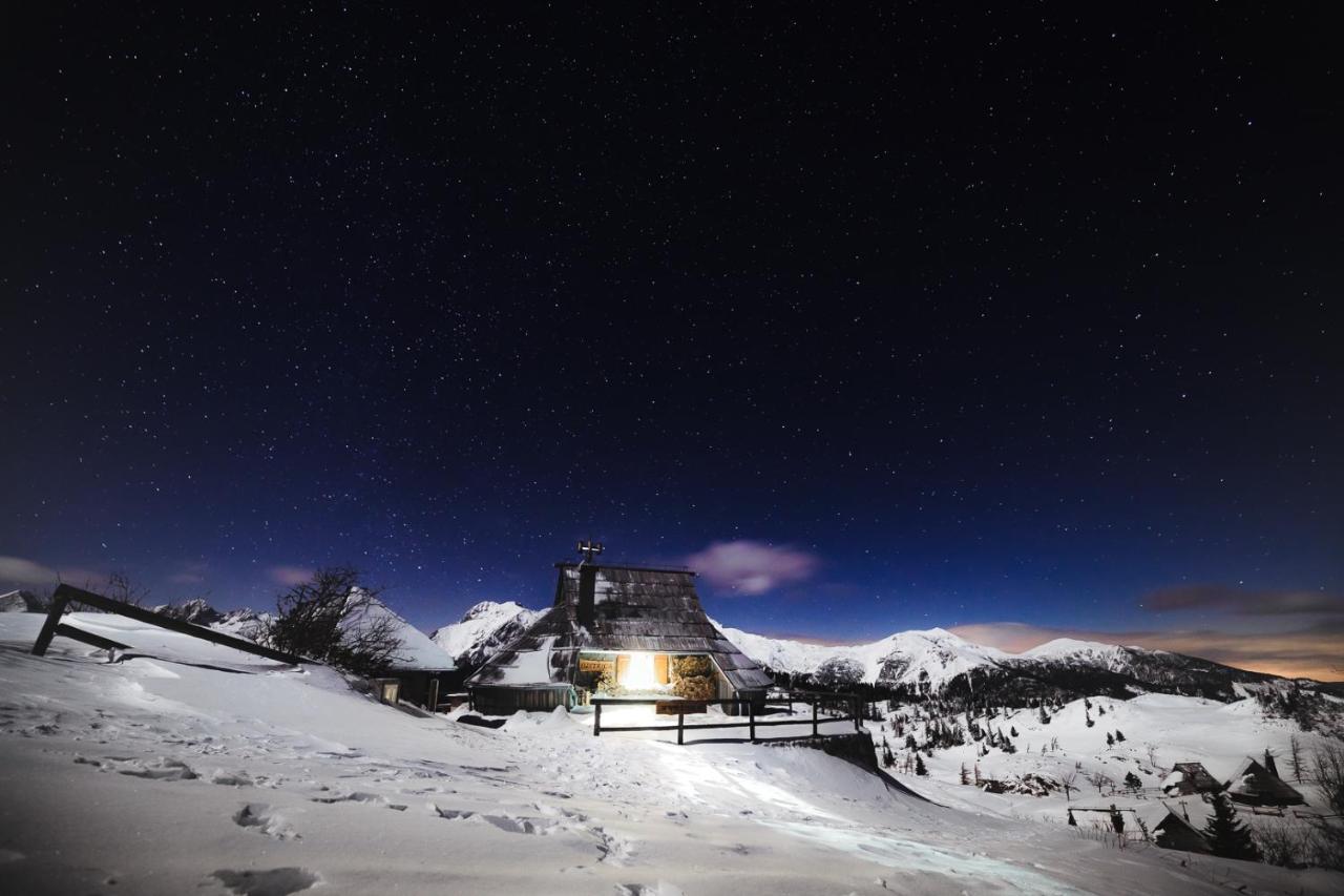 Villa Koca Ojstrica - Velika Planina à Stahovica Extérieur photo