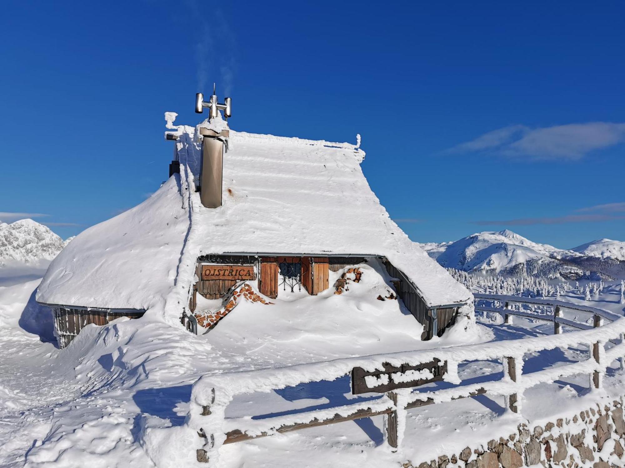 Villa Koca Ojstrica - Velika Planina à Stahovica Extérieur photo